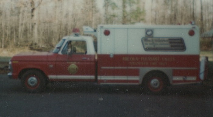 1975 Ford / Swab ambulance